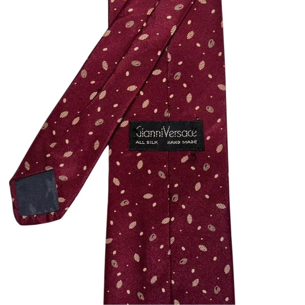 Gianni Versace Mens Tie Silk Handmade Burgundy Geometric 3.25x57” Italy - Picture 3 of 4